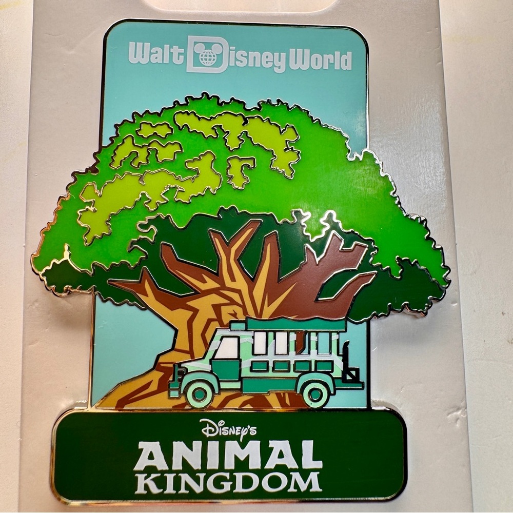 NWT Disney Parks Animal Kingdom Park tree of life Icon Pin
